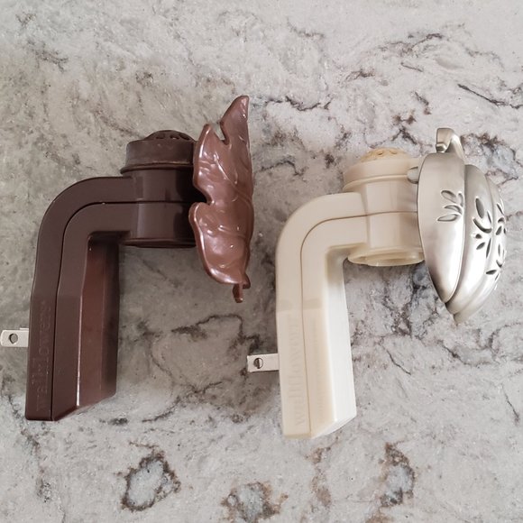 Bath & Body Works, Fall Wallflower Plugs, Set of 2 - Picture 4 of 7